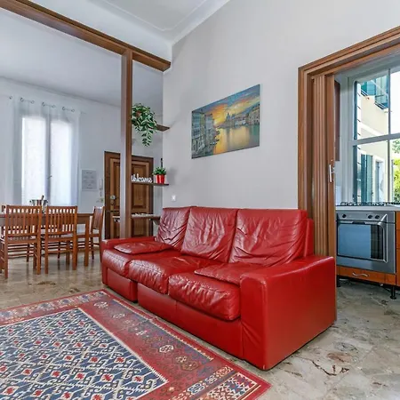 11 Venice Garden Private Garden Parking Free Apartmán *